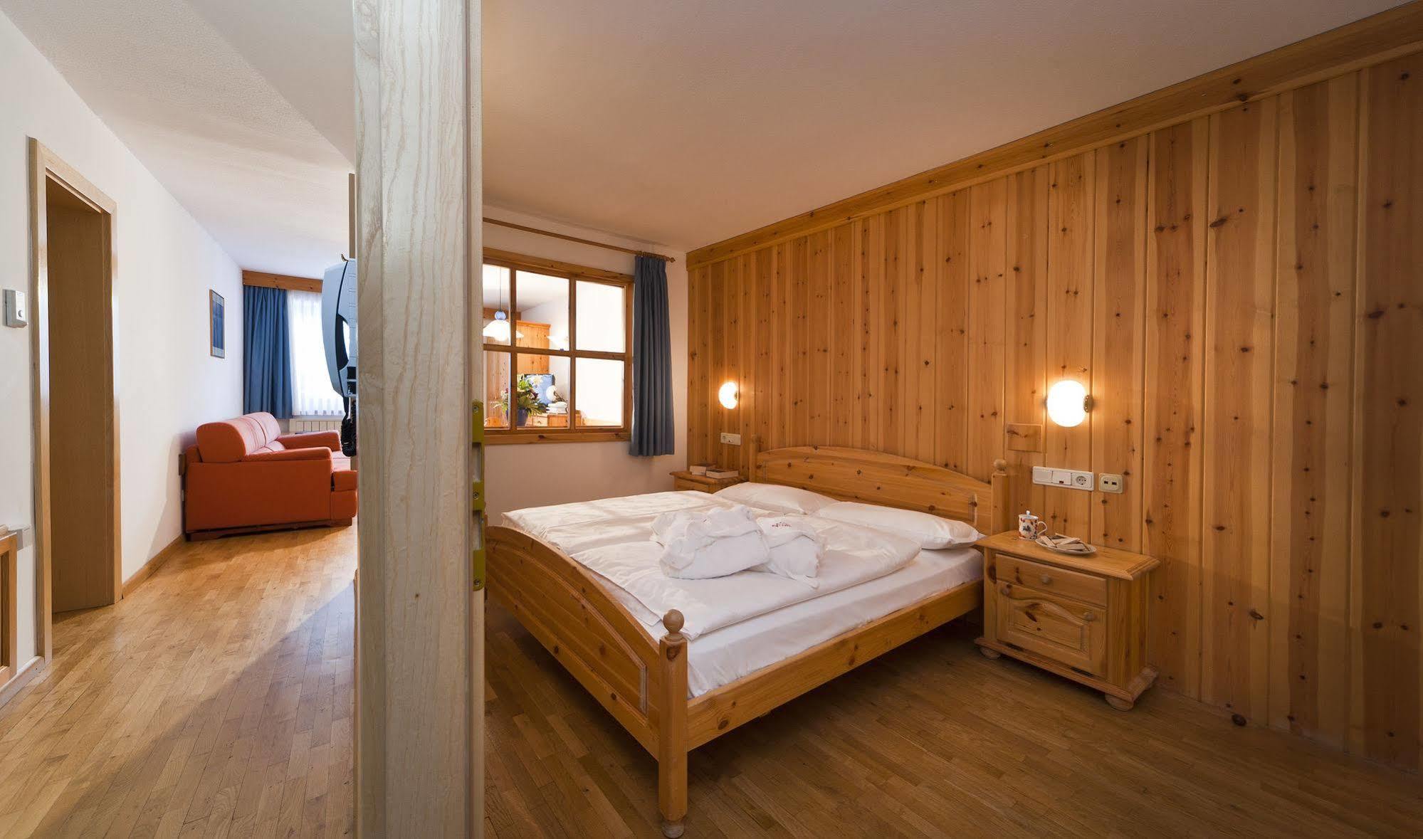 קורברה אין בדיה Residence Vallon מראה חיצוני תמונה